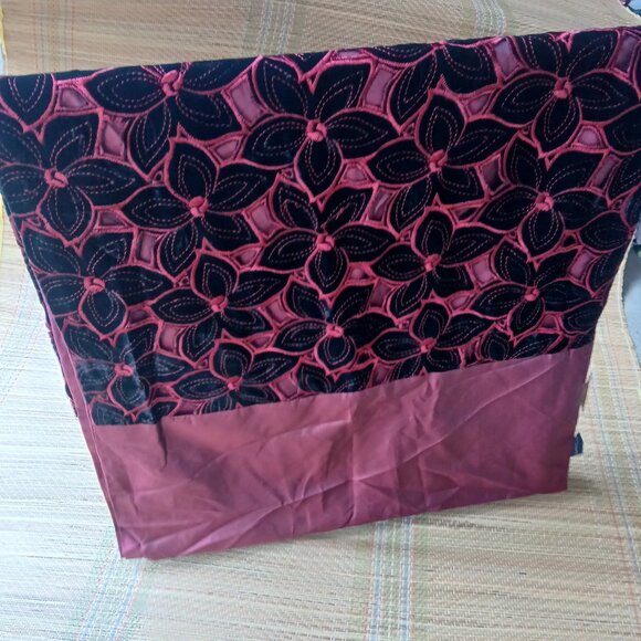 Black and Red Floral Wrap Scarf/Wrap - Picture 3 of 4